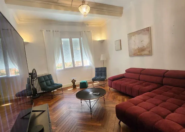 度假居 Maison De Maitre L Oustal Des Halles Avec Salle De Cinema, Billard & Jacuzzi